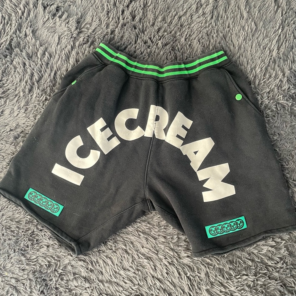 Ice Cream Arch Shorts Black Green | Men Large